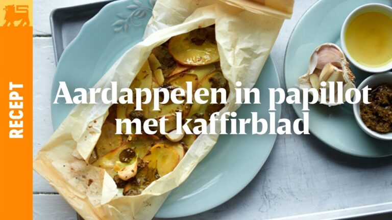 Aardappelen in papillot met kaffirblad